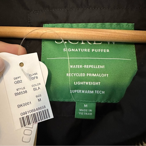 J. Crew • NWT • New Chateau Puffer Coat - Picture 6 of 9